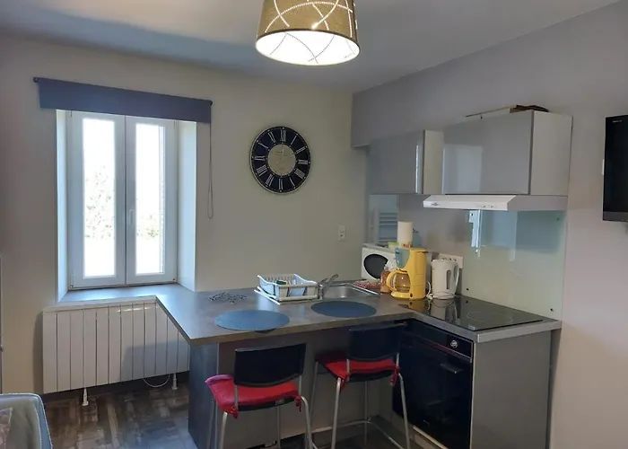 Cosy Continental Apartment *